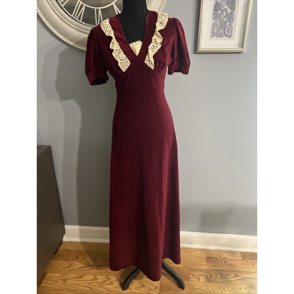 Byer California︱Vintage Womens Dress︱Dark Red Velvet Like w/ Lace︱Small︱USA